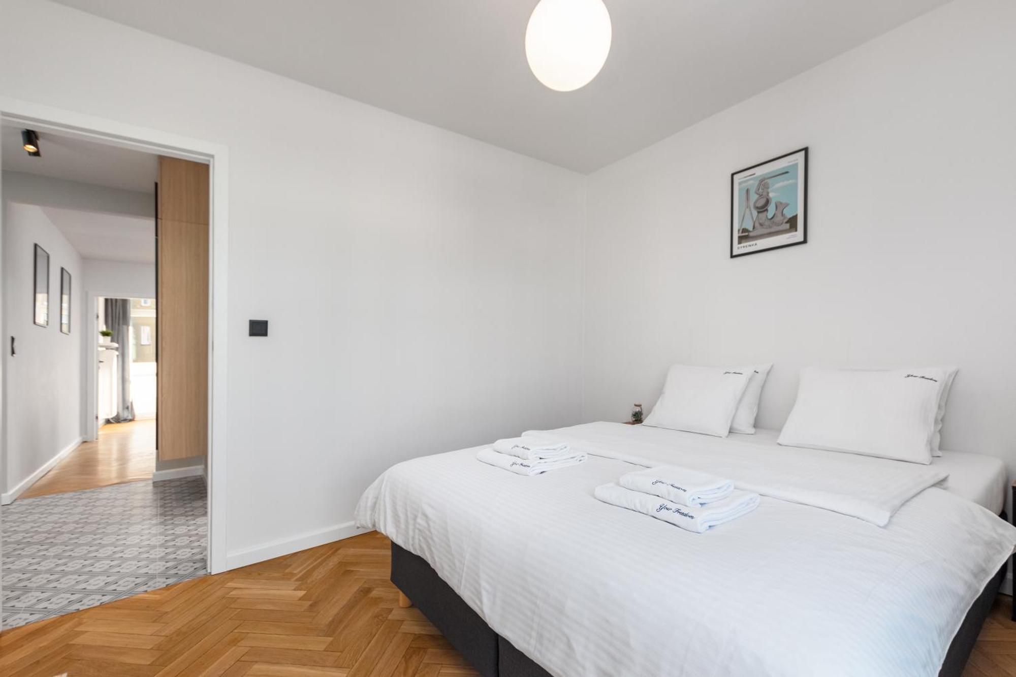 3 Bedroom Apartment Lipowa By Your Freedom Varşova Dış mekan fotoğraf